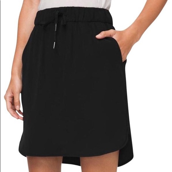 Lululemon on the fly skirt - Picture 6 of 7